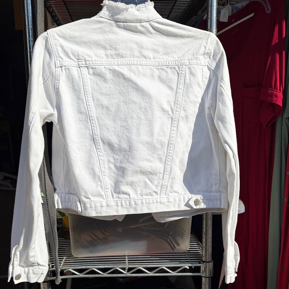 Women's White Denim Jacket - Picture 4 of 4